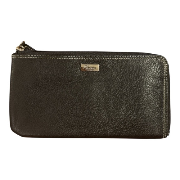 BUXTON Black Leather Zip Wallet - Picture 1 of 6